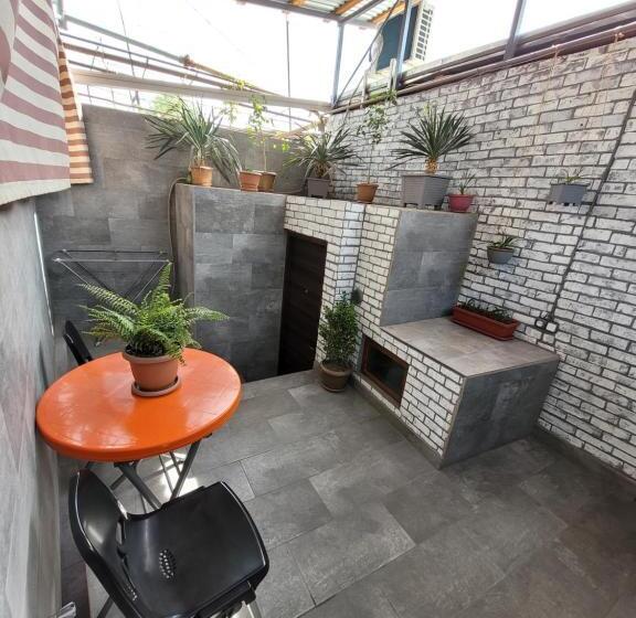 Standaard Studio, мини дом целиком около мед центра астхик