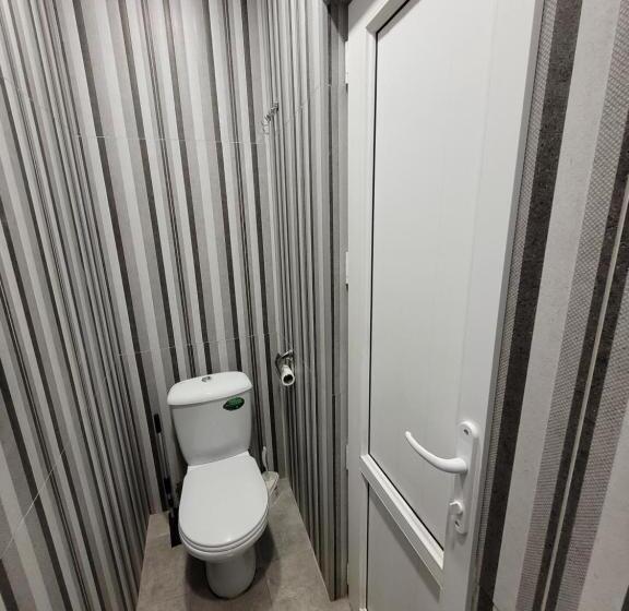 Standaard Studio, мини дом целиком около мед центра астхик