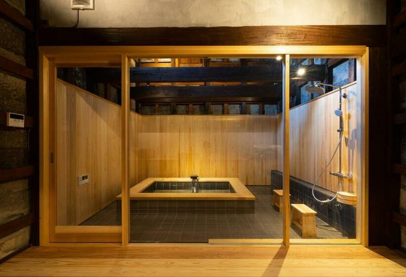 חדר משפחתי דלוקס, 龍助２５