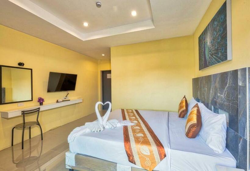 스탠다드 스튜디오, Tj Patong Hotel Sha Plus