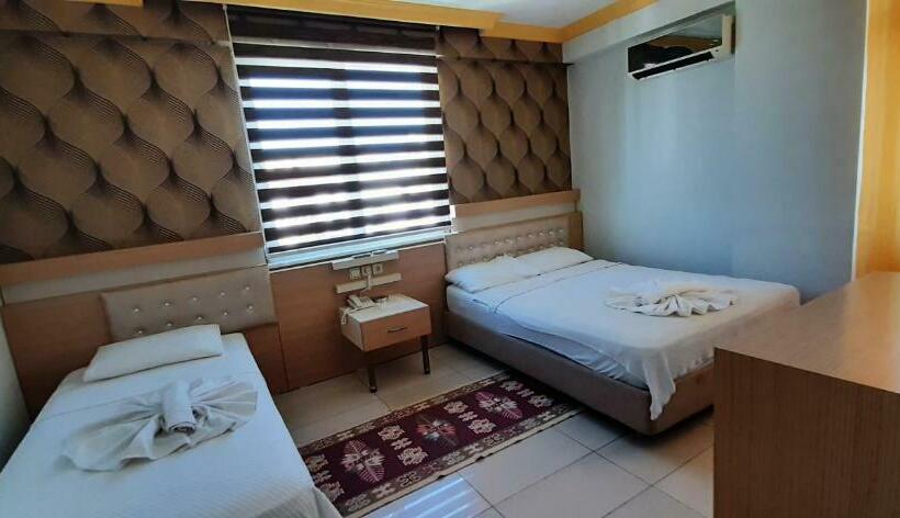 Quarto standard, Antalya Konyaaltı Gündüz Otel