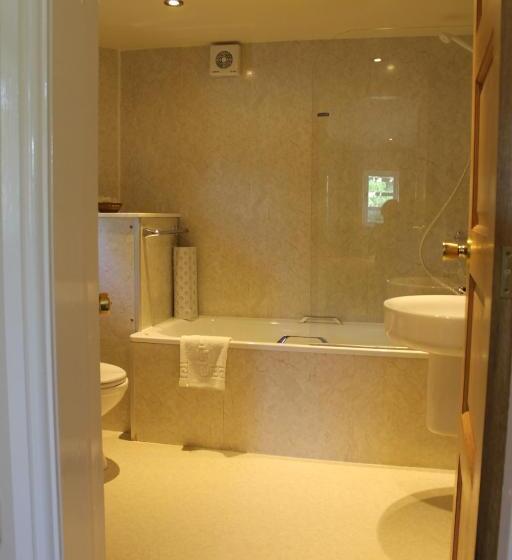 スタンダードルーム, Biggin Hall Country House