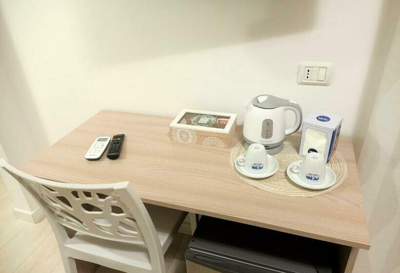 اتاق لوکس چهار تخته, B&b Casa Denittis