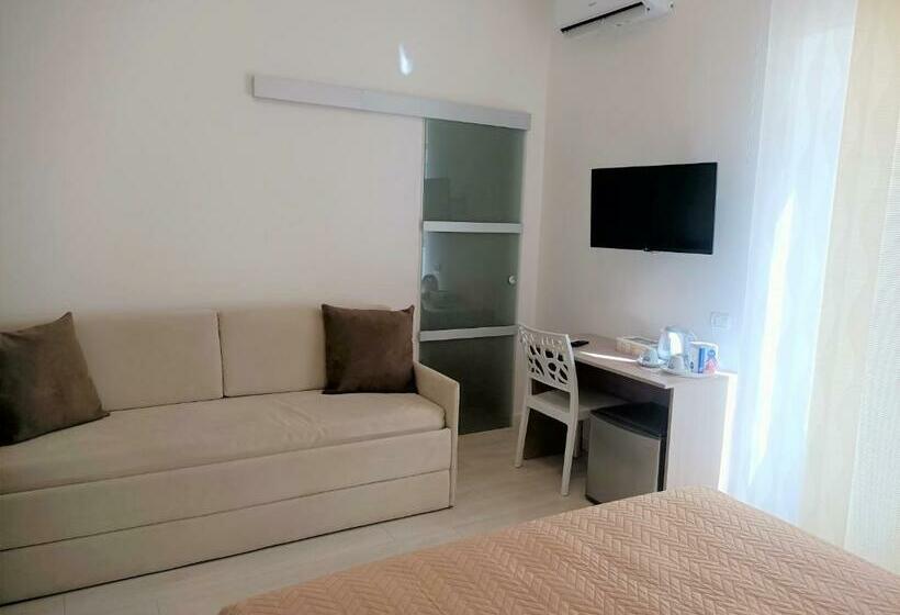 اتاق لوکس چهار تخته, B&b Casa Denittis