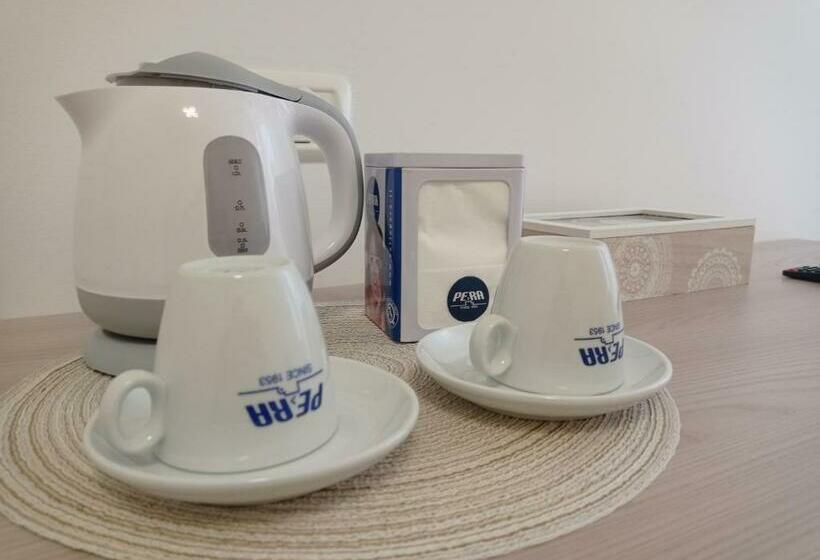 اتاق لوکس چهار تخته, B&b Casa Denittis