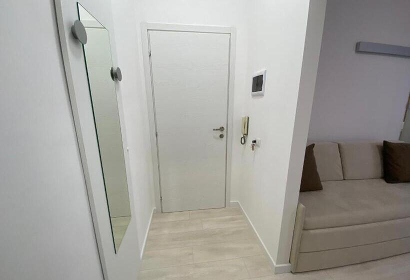 اتاق لوکس چهار تخته, B&b Casa Denittis