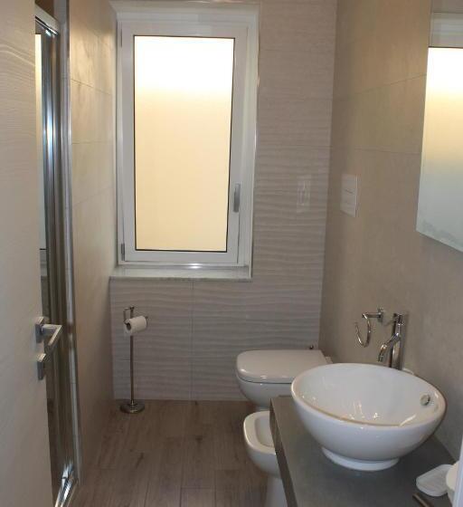 スタンダード４人部屋, Esseneto Rooms