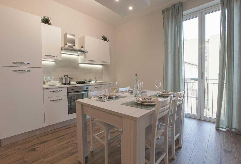 海の見える１ベッドルームアパートメント, Esseneto Rooms