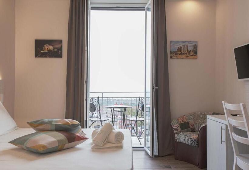 海の見える１ベッドルームアパートメント, Esseneto Rooms