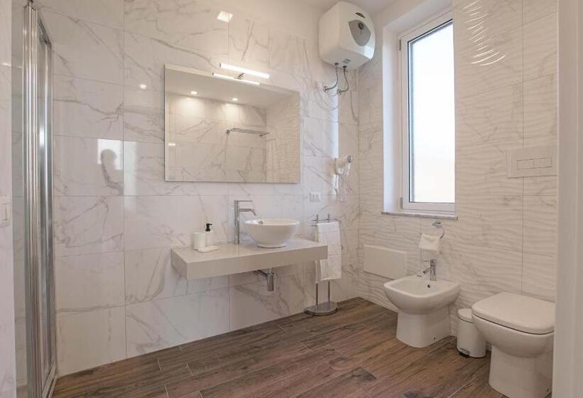 海の見える１ベッドルームアパートメント, Esseneto Rooms