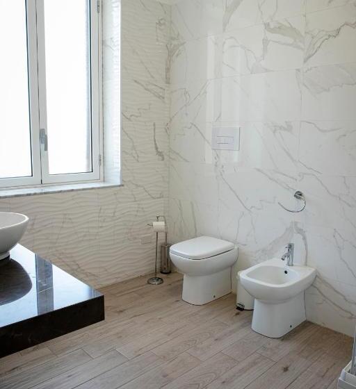 デラックストリプルルーム, Esseneto Rooms