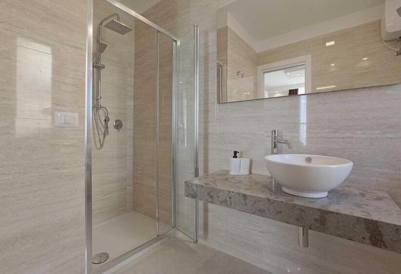 オーシャンビューデラックスルーム, Esseneto Rooms