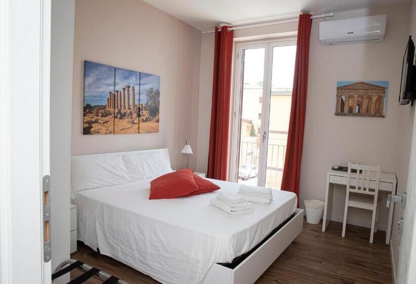 デラックストリプルルーム, Esseneto Rooms