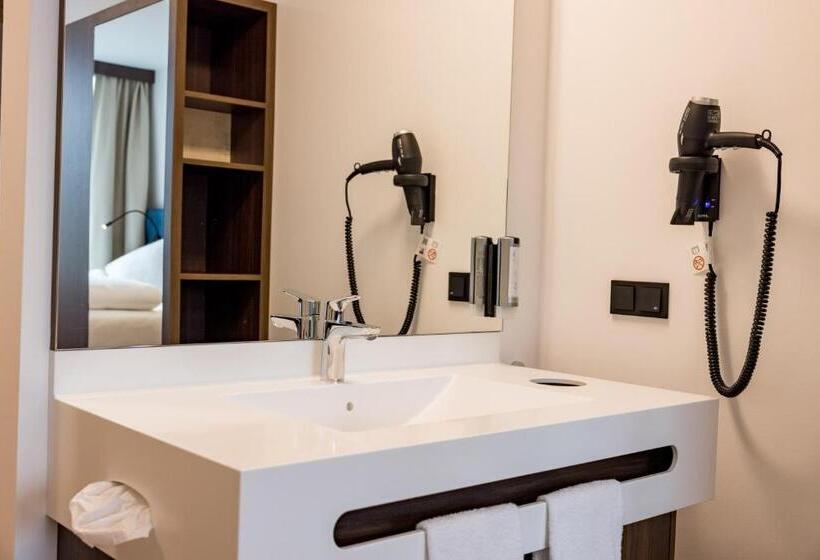 高级大房间, On The Way 24 Sauna & Golfsimulator Inklusive