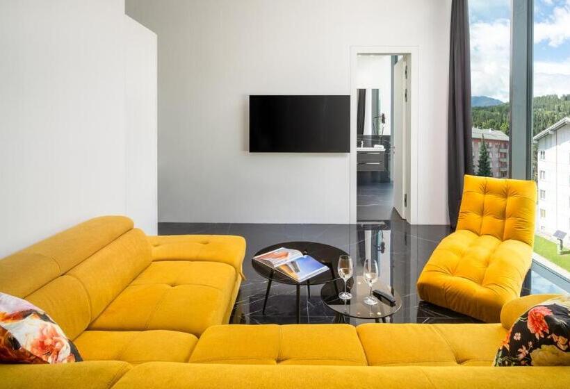 高级套房, On The Way 24 Sauna & Golfsimulator Inklusive