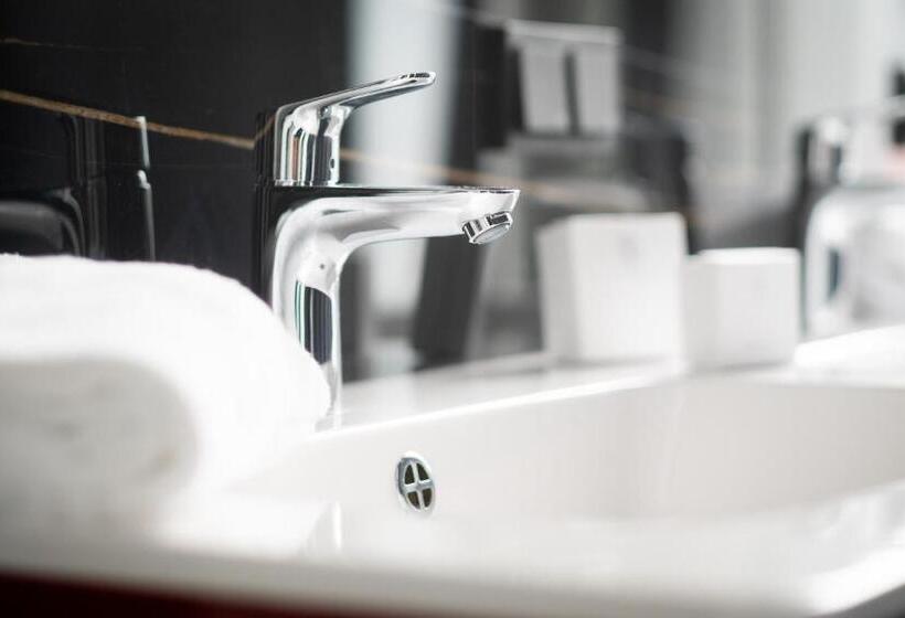 行政套房, On The Way 24 Sauna & Golfsimulator Inklusive