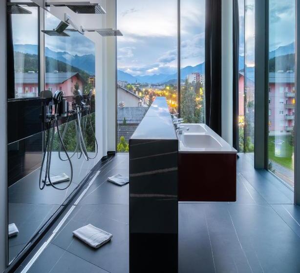 带城市景观的套间, On The Way 24 Sauna & Golfsimulator Inklusive