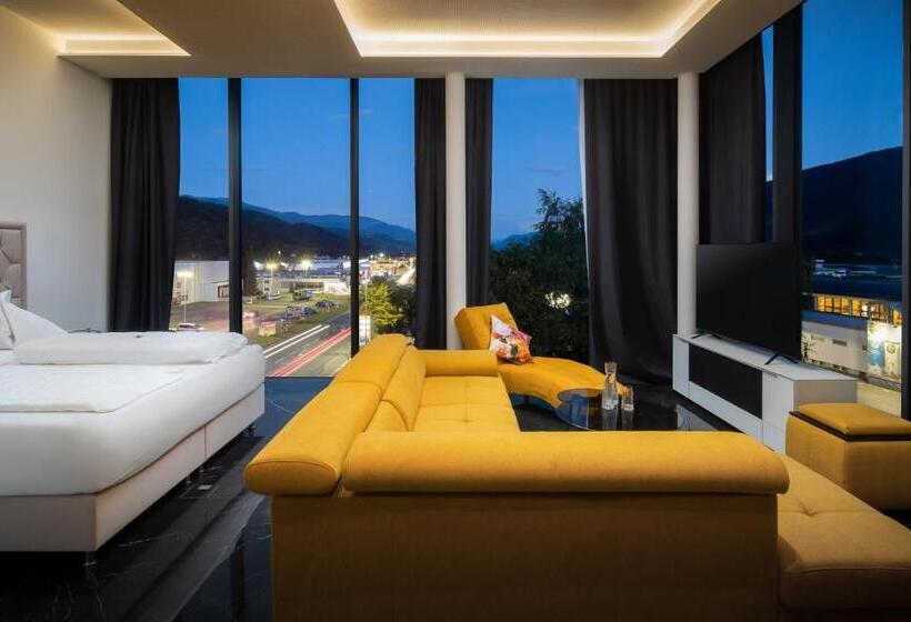 高级套房, On The Way 24 Sauna & Golfsimulator Inklusive