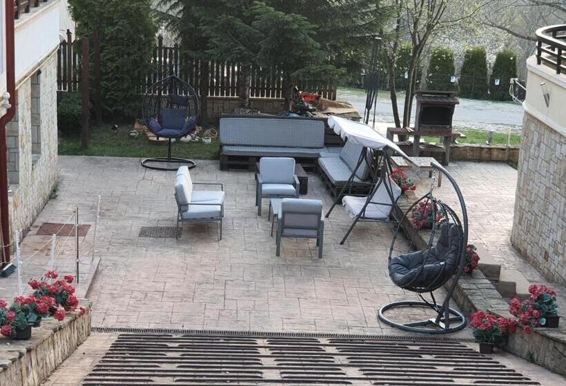 标准间带阳台, Pensiunea Constanta