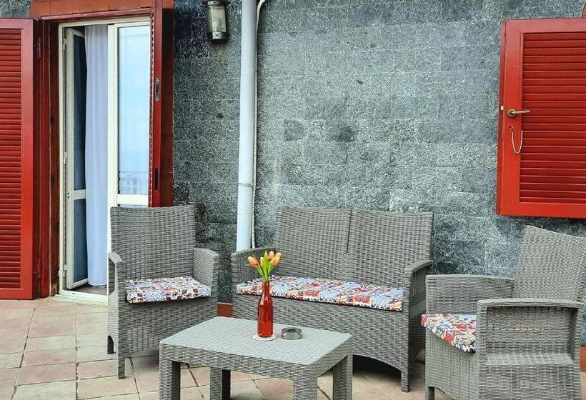 غرفة قياسية, B&b Iolì Vesuvio