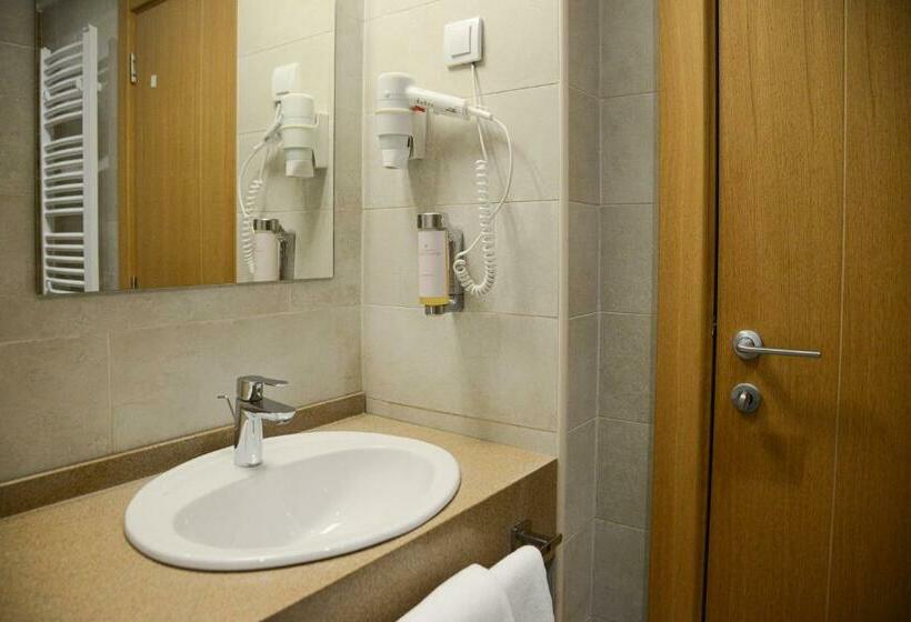 اتاق استاندارد, Etno Naselje Vrdnička Kula