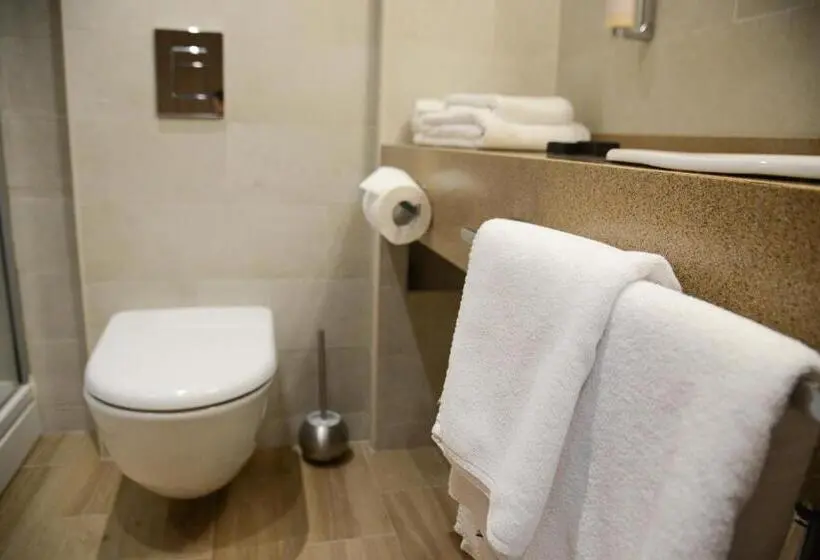اتاق استاندارد, Etno Naselje Vrdnička Kula Fruške Terme