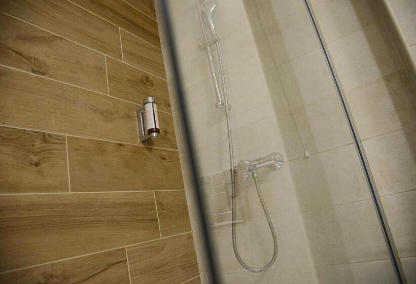 اتاق استاندارد, Etno Naselje Vrdnička Kula