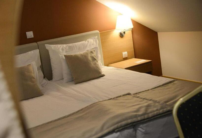 اتاق استاندارد, Etno Naselje Vrdnička Kula