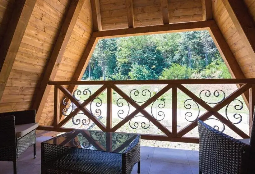 Superior Room with Terrace, Etno Naselje Vrdnička Kula Fruške Terme