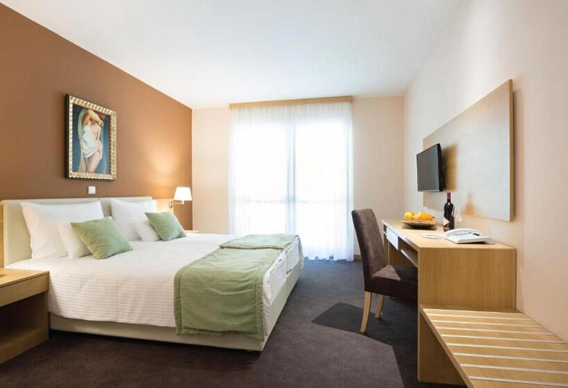 Superior Room with Terrace, Etno Naselje Vrdnička Kula