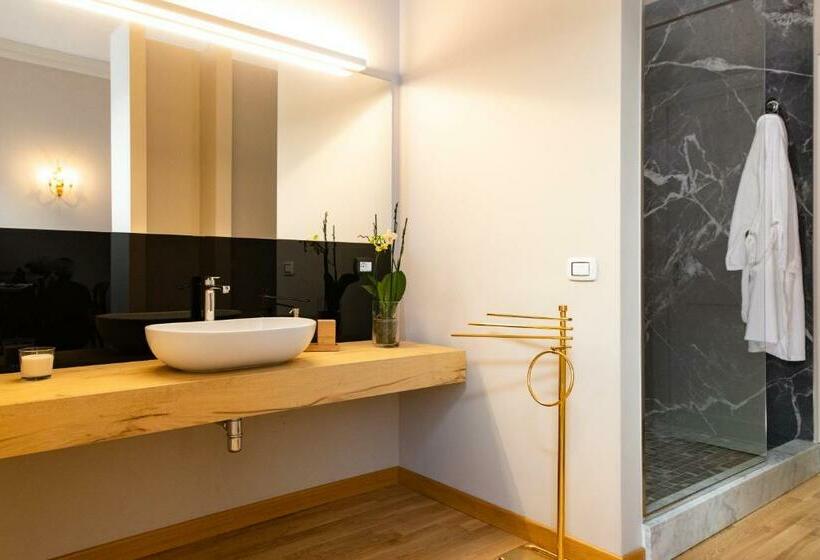 四人豪华间, Divisi Suites & Spa