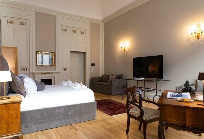 四人豪华间, Divisi Suites & Spa