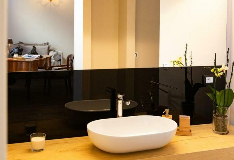 四人豪华间, Divisi Suites & Spa