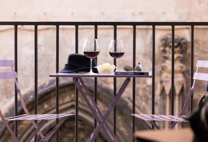اتاق لوکس چهار تخته, Divisi Suites & Spa