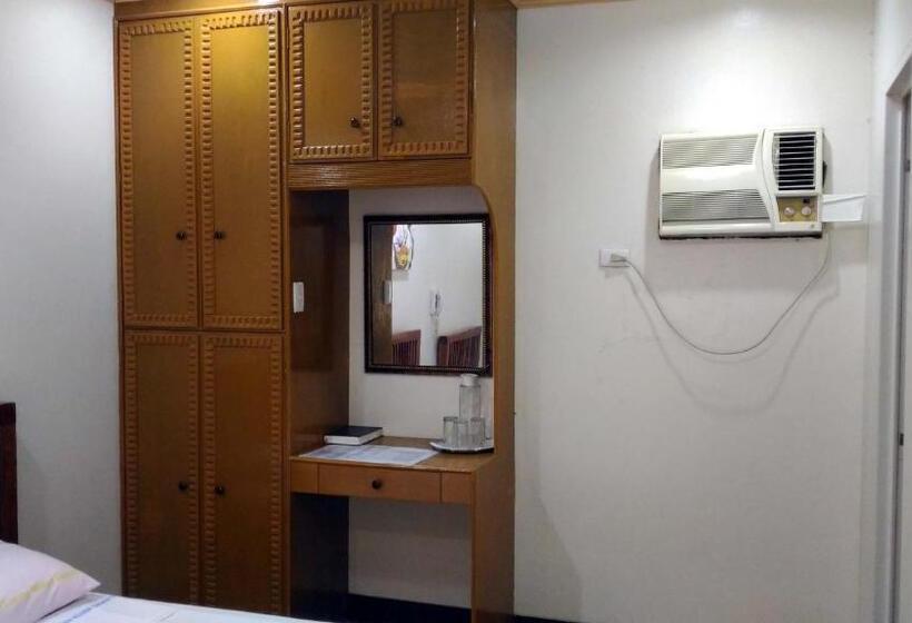 디럭스 트리플 룸, Tubod Flowing Waters Resort