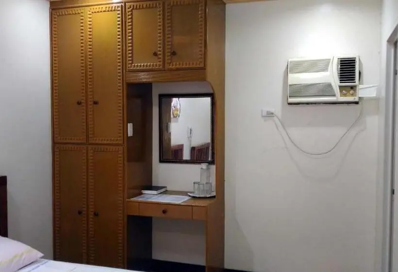 デラックストリプルルーム, Tubod Flowing Waters Resort