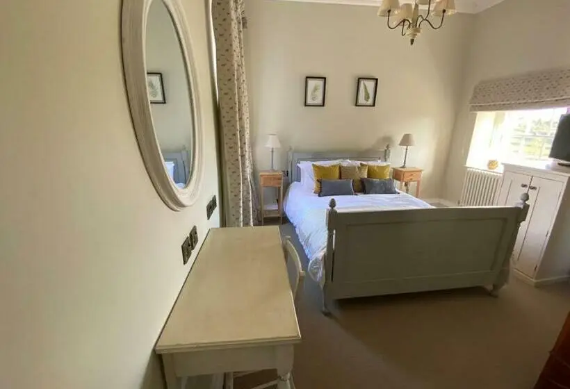ガーデンビュースタンダードルーム, Kedleston Country House B&b