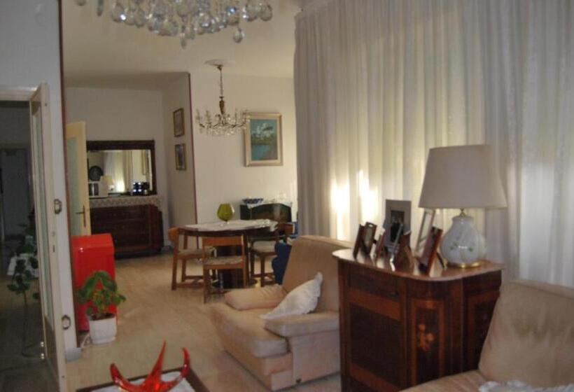 غرفة قياسية مزوَّدة بشُرفة, A Casa Di Lidia B&b Gaeta