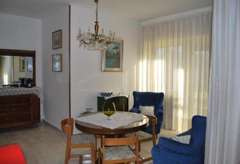 اتاق استاندارد با بالکن, A Casa Di Lidia B&b Gaeta