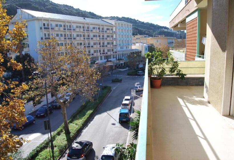 غرفة قياسية مزوَّدة بشُرفة, A Casa Di Lidia B&b Gaeta