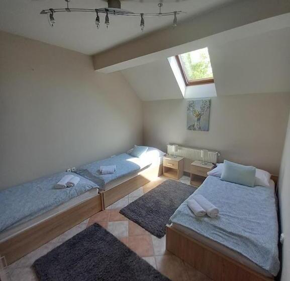 샬레, árnyas Panzió Gödöllő