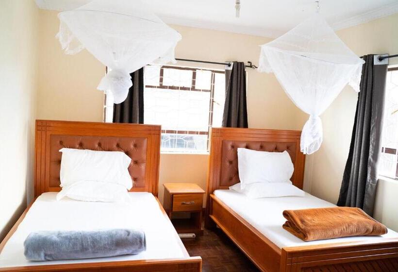 이코노미 룸, Wakawaka House