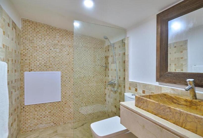 Apartamento 3 Dormitórios, Costa Atlantica Punta Cana   Beach Vacation Condos