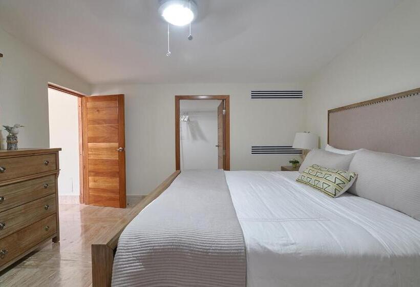 דירת שלושה חדרים, Costa Atlantica Punta Cana   Beach Vacation Condos