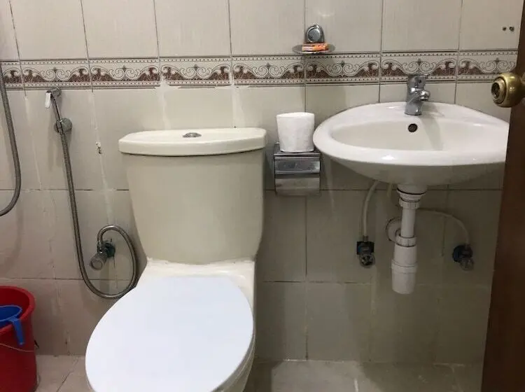 اتاق استاندارد, Little Buddha Inn