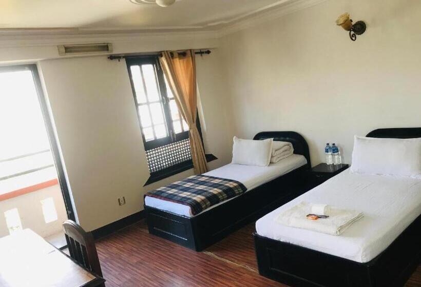 اتاق استاندارد, Little Buddha Inn