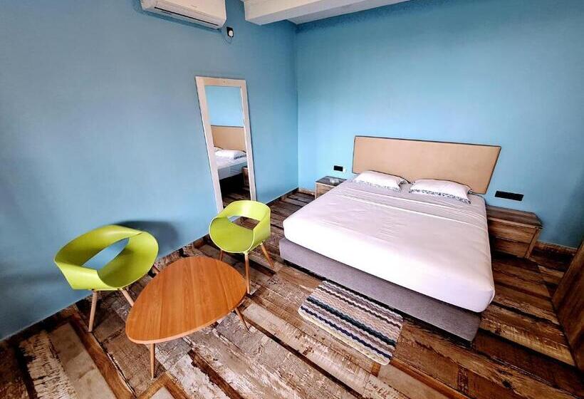 غرفة قياسية سرير كينج, X Mirissa