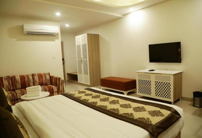 חדר סטנדרט עם מיטת קינג, Ratangarh Palace