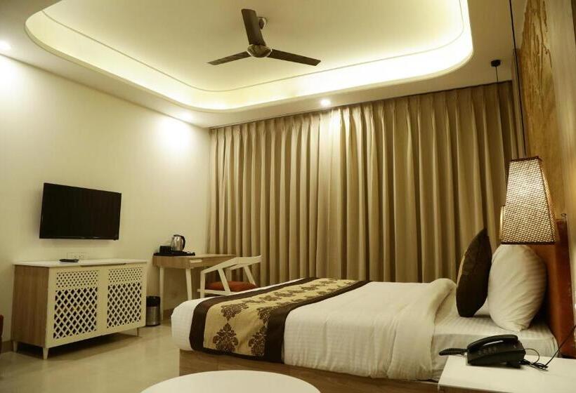 חדר סטנדרט עם מיטת קינג, Ratangarh Palace