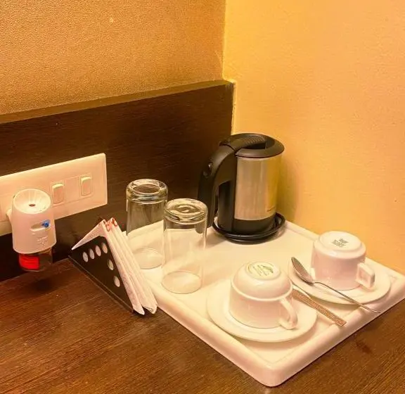 エクゼクティブスイート, Status Business Hotel   Naveen Market